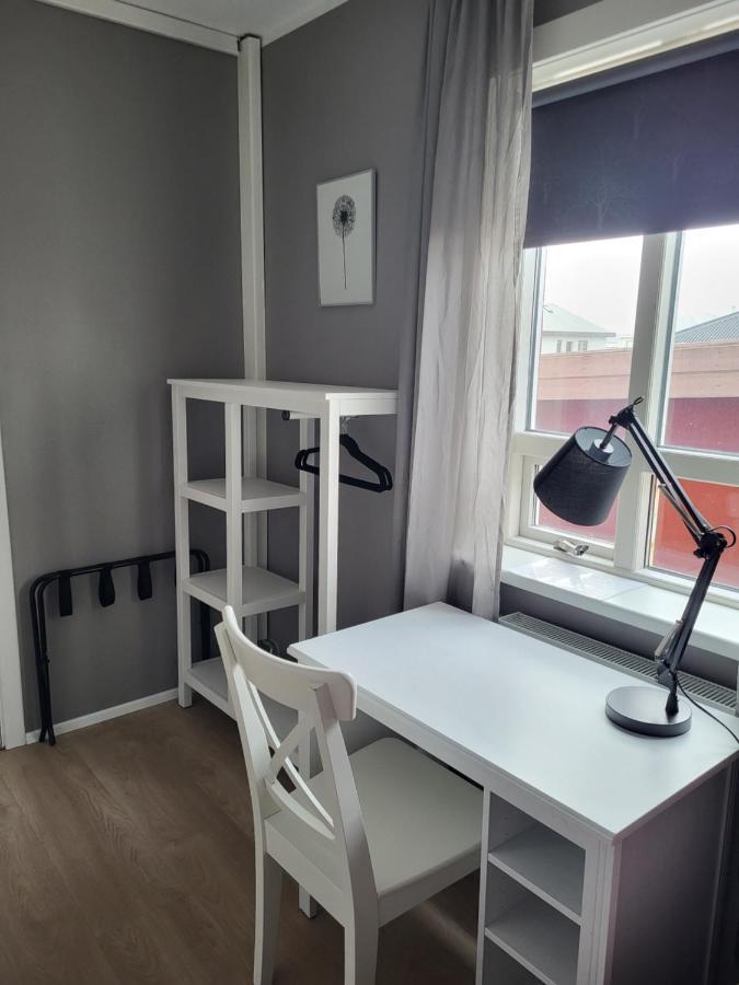Grindavik Guesthouse Self Check In & Out Exterior foto